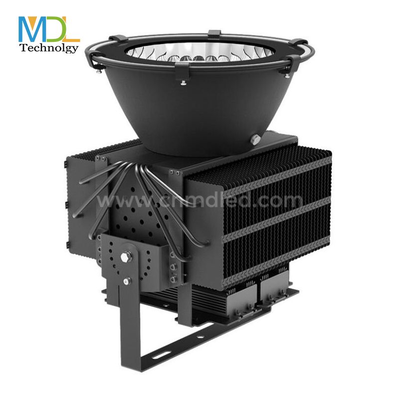 Suitable for garages, workshops, utility parking lotion bars, hotels, nightclubs and stadium lighting Model:MDL-QCD9